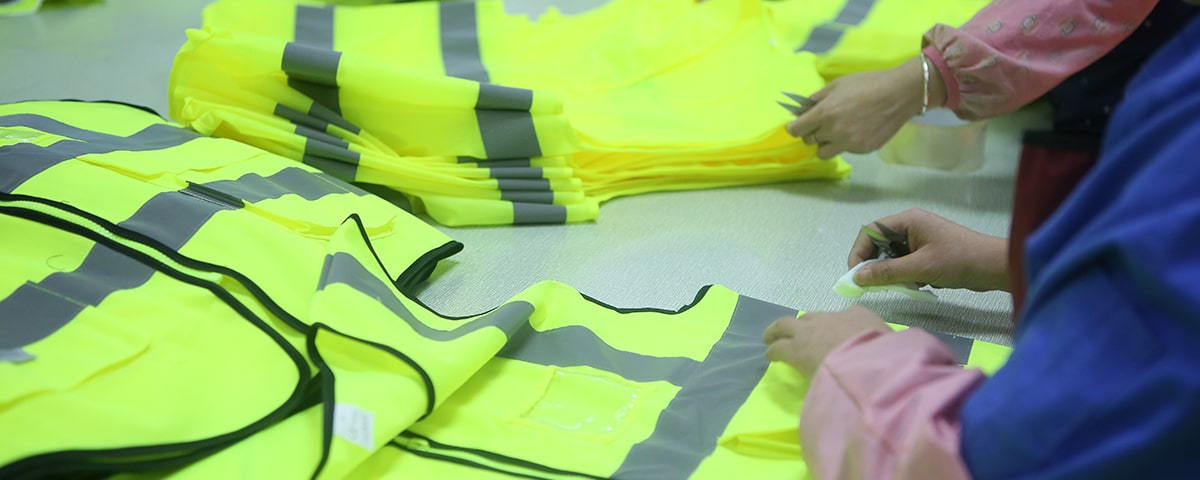 星华爱游戏官方端网站登录入口-爱游戏aiyouxi（中国）服装质检